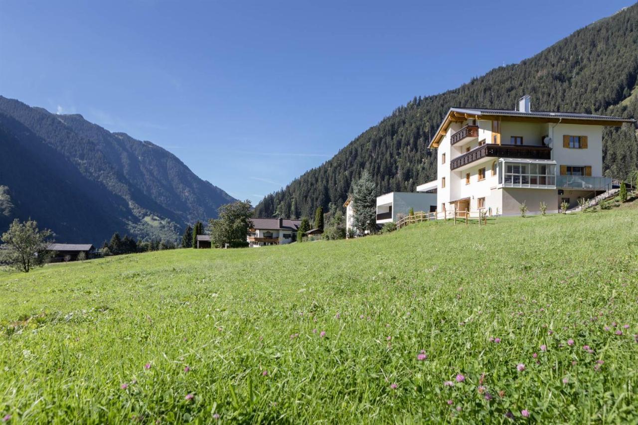 Gaestehaus Laurin Sankt Gallenkirch Extérieur photo