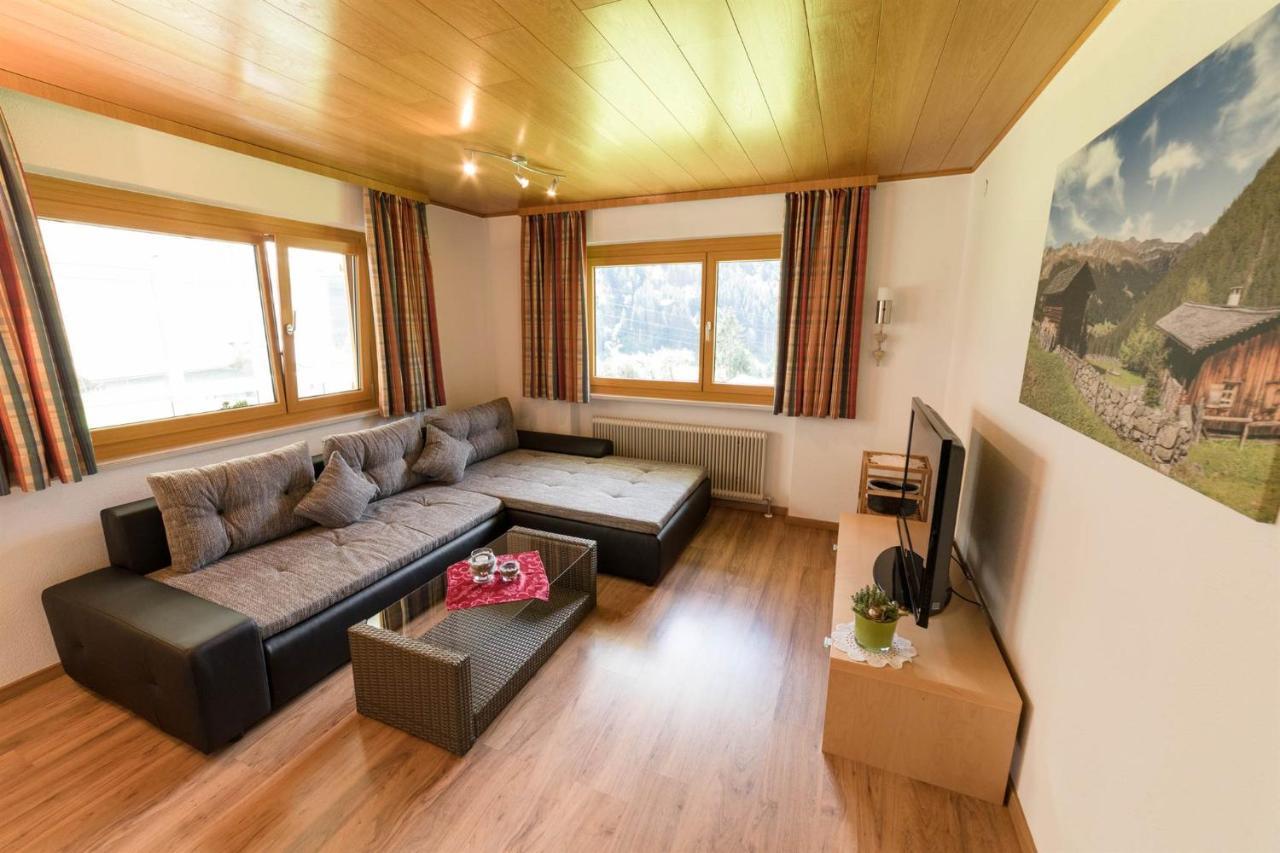Gaestehaus Laurin Sankt Gallenkirch Extérieur photo