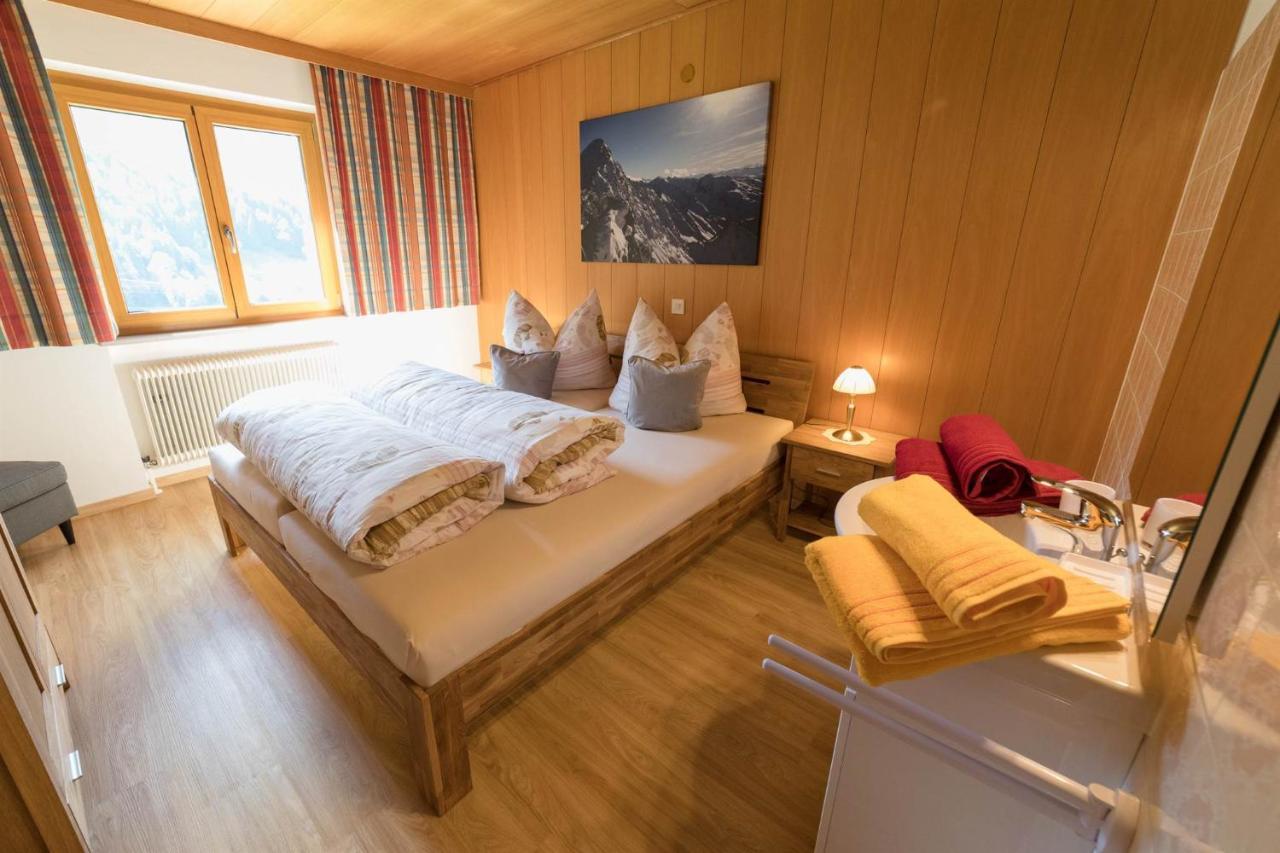 Gaestehaus Laurin Sankt Gallenkirch Extérieur photo