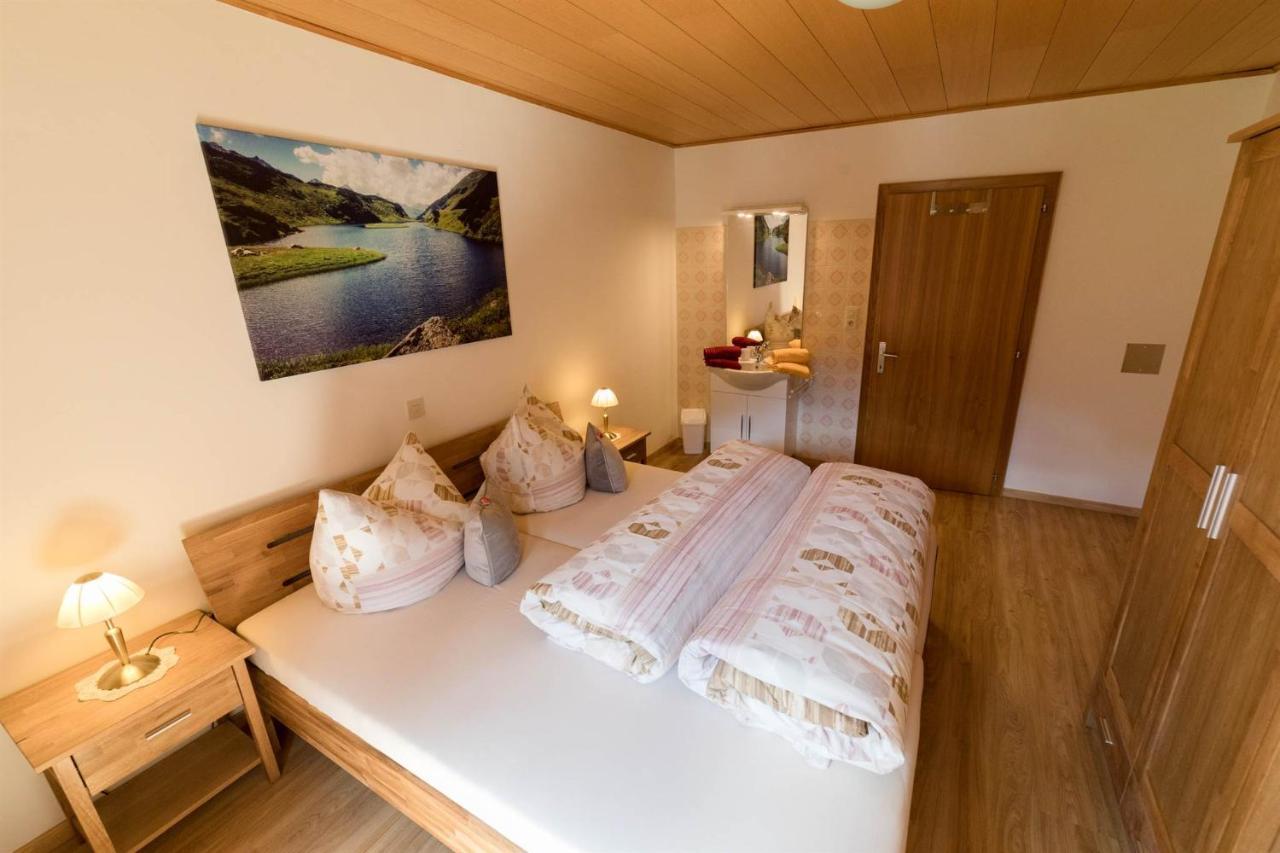 Gaestehaus Laurin Sankt Gallenkirch Extérieur photo